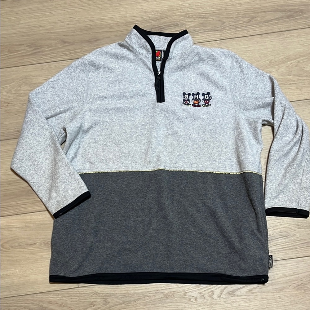 VTG Mickey Unlimited Two Tone Gray Pullover Sweatshirt Sweater Mickey Mouse XL
